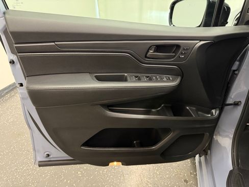 Used 2025 Honda Odyssey Sport-L image 9