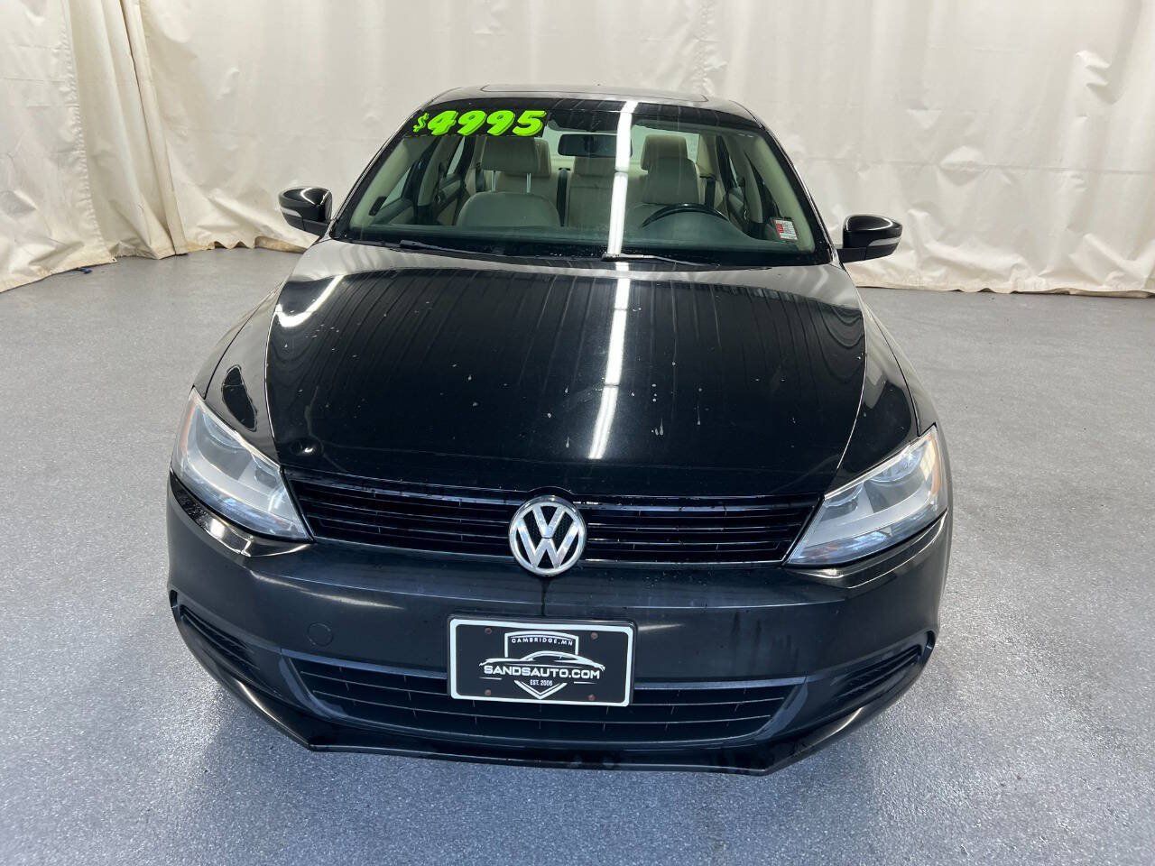 Used 2012 Volkswagen Jetta TDI FWD image 2