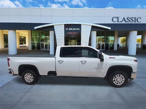 Used 2020 Chevrolet Silverado 2500 LTZ w/ Safety Package image 9