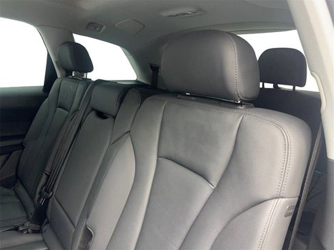 Used 2022 Audi Q7 2.0T Premium Plus w/ Premium Plus Package image 35