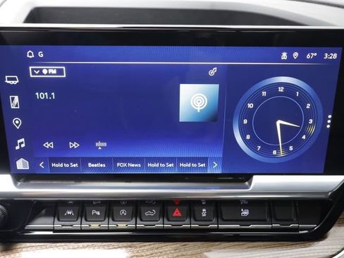 Certified 2023 Chevrolet Silverado 1500 RST w/ Convenience Package II image 9