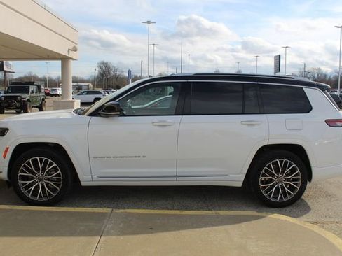 Used 2021 Jeep Grand Cherokee L Summit image 2