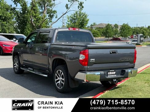Used 2018 Toyota Tundra SR5 w/ SR5 Upgrade Package AWD/4WD image 5