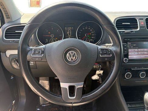 Used 2013 Volkswagen Golf TDI FWD image 18