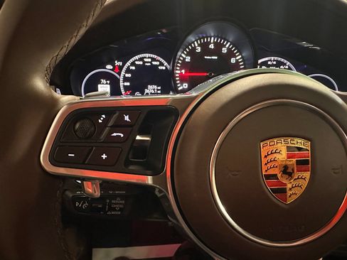 Used 2023 Porsche Cayenne Platinum Edition AWD/4WD image 48