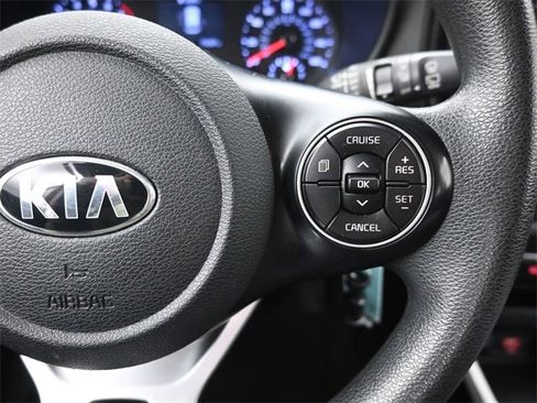 Used 2020 Kia Soul LX image 28