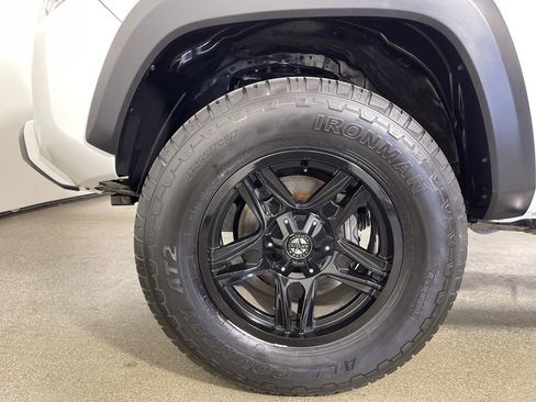 Used 2023 Toyota Tacoma SR5 image 11