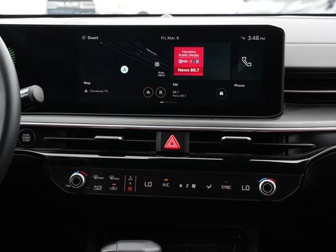 Used 2025 Kia K5 GT-Line w/ GT-Line Premium Package image 11