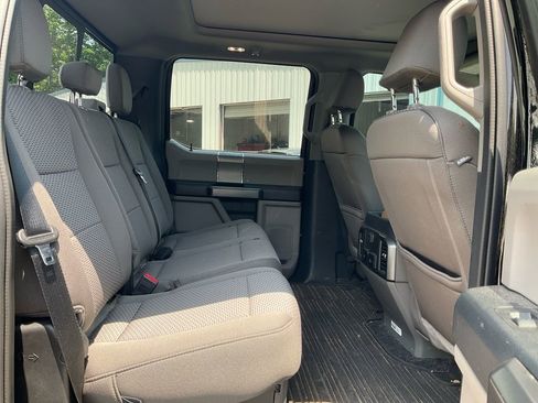 Used 2022 Ford F250 XLT w/ XLT Premium Package AWD/4WD image 13