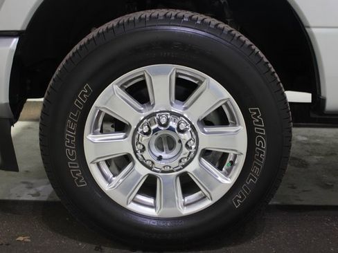 Used 2020 Ford F250 Platinum w/ FX4 Off-Road Package image 28