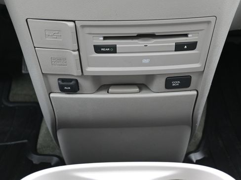 Used 2016 Honda Odyssey Touring Elite image 35