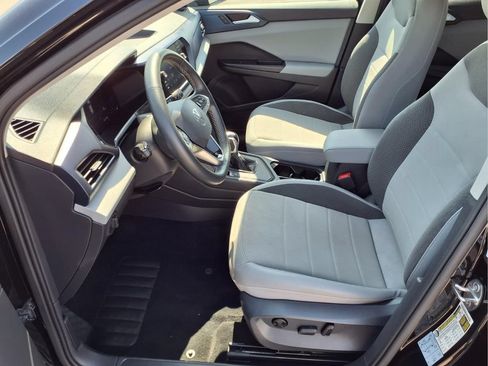 Used 2022 Volkswagen Taos SE w/ IQ.Drive SE Package FWD image 20