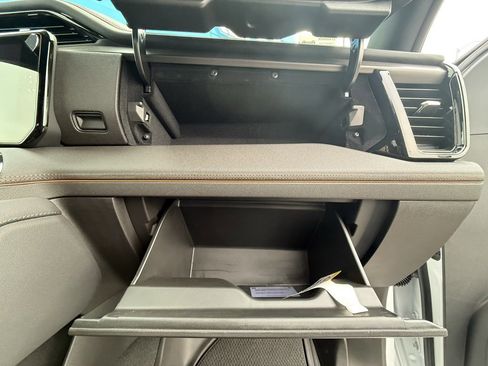 New 2026 GMC Sierra 2500 AT4 w/ AT4 Premium Plus Package image 16