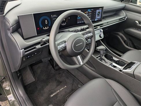 Certified 2025 Hyundai Santa Cruz SEL image 7