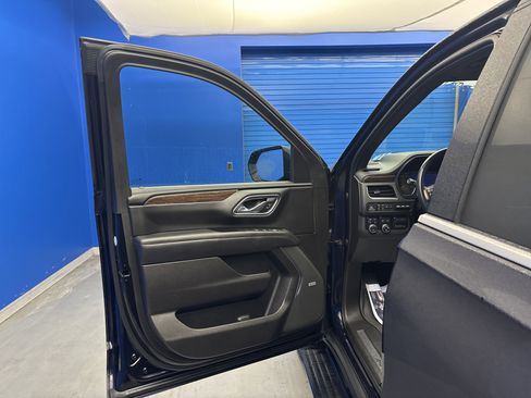Used 2021 Chevrolet Tahoe High Country image 9