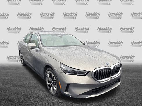 Used 2026 BMW 530i 530i image 3