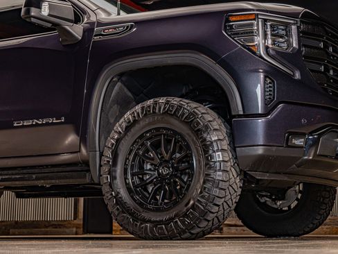 Used 2023 GMC Sierra 1500 Denali w/ Denali Reserve Package image 11