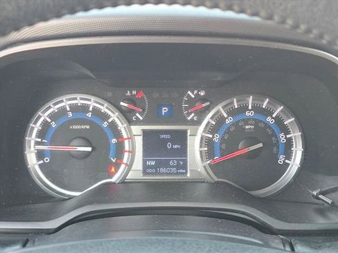 Used 2014 Toyota 4Runner SR5 image 19