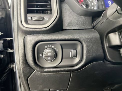 Used 2026 RAM 2500 Tradesman AWD/4WD image 19