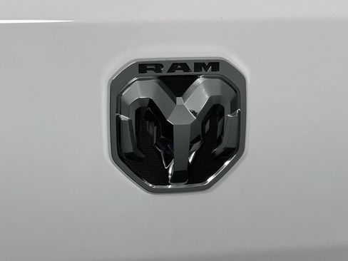 Used 2024 RAM ProMaster 2500 w/ Convenience Group FWD image 26