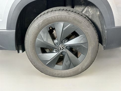 Used 2025 Volkswagen Taos S FWD image 11
