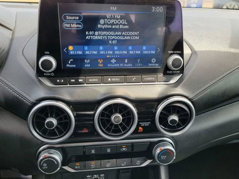 Used 2022 Nissan Sentra SV FWD image 14