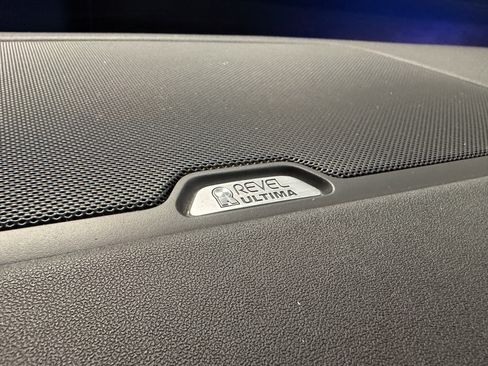 Used 2025 Lincoln Navigator L Reserve AWD/4WD image 9