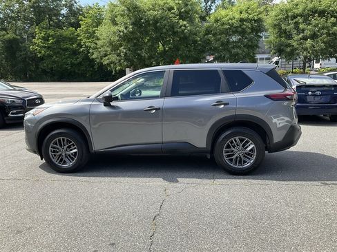 Used 2023 Nissan Rogue S AWD/4WD image 7