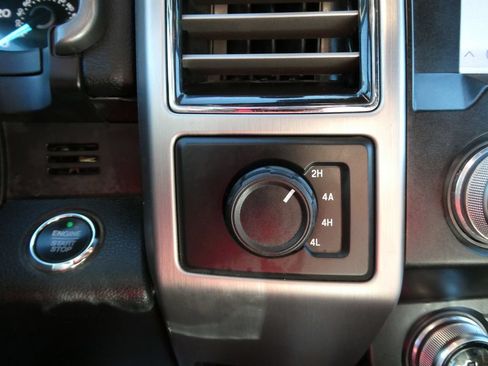Used 2020 Ford F150 Platinum AWD/4WD image 29