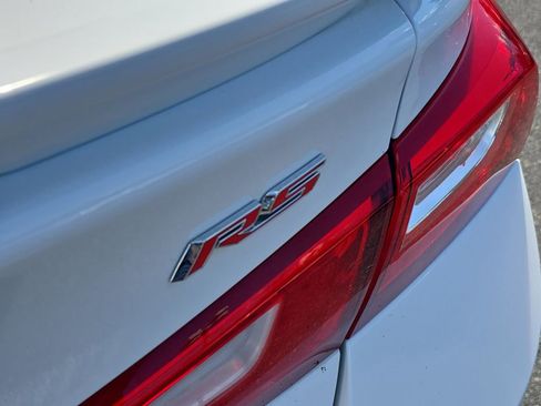 Used 2022 Chevrolet Malibu RS image 7