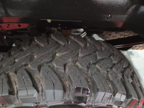 Used 2021 Ford F250 Platinum w/ FX4 Off-Road Package image 94