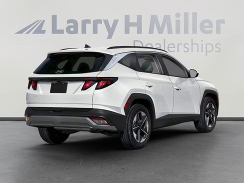 New 2026 Hyundai Tucson SEL image 2