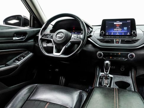 Used 2022 Nissan Altima 2.5 SR FWD image 19