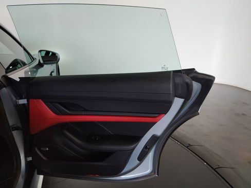 Used 2022 Porsche Taycan 4 Cross Turismo image 43