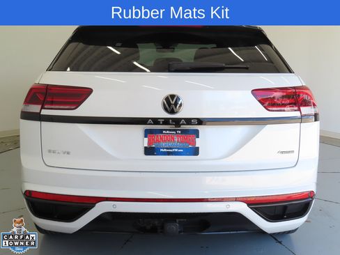 Certified 2023 Volkswagen Atlas Cross Sport SEL R-Line AWD/4WD image 4