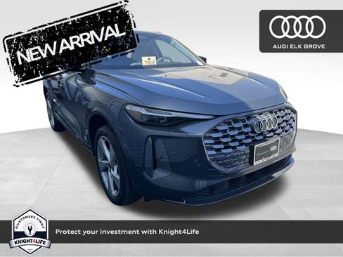 Used 2025 Audi Q5 Premium Plus w/ Premium Plus AWD/4WD image 1