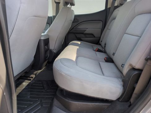 Used 2020 Chevrolet Colorado W/T image 22