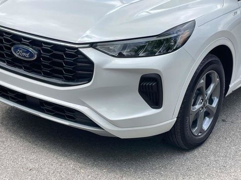 Certified 2023 Ford Escape ST-Line w/ Tech Pack #1 AWD/4WD image 14
