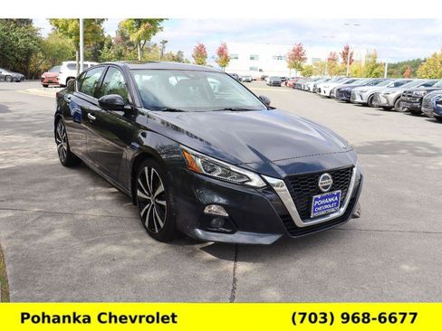 Used 2019 Nissan Altima 2.5 Platinum image 1