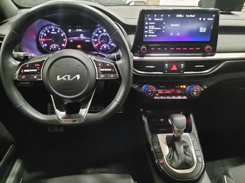 Used 2023 Kia Forte GT-Line w/ GT-Line Premium Package FWD image 22