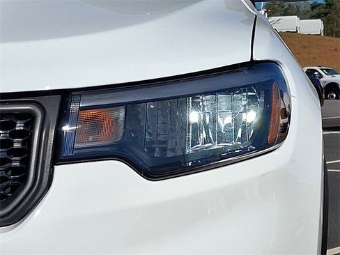 Used 2024 Jeep Compass Trailhawk image 9