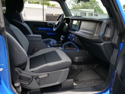 Used 2025 Ford Bronco 2-Door w/ Sasquatch Package AWD/4WD image 30