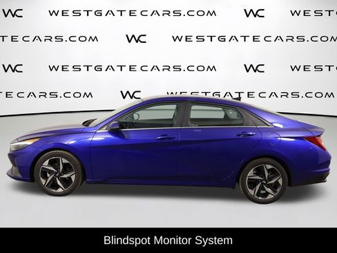 Used 2023 Hyundai Elantra Limited image 5