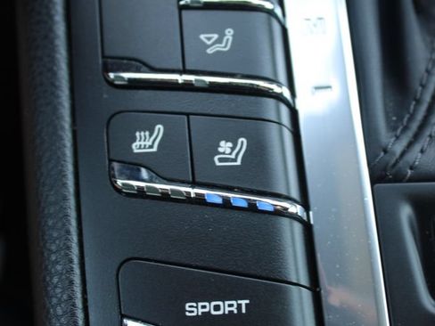 Used 2018 Porsche Macan S AWD/4WD image 49