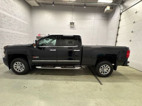 Used 2016 Chevrolet Silverado 3500 LTZ w/ Duramax Plus Package AWD/4WD image 8
