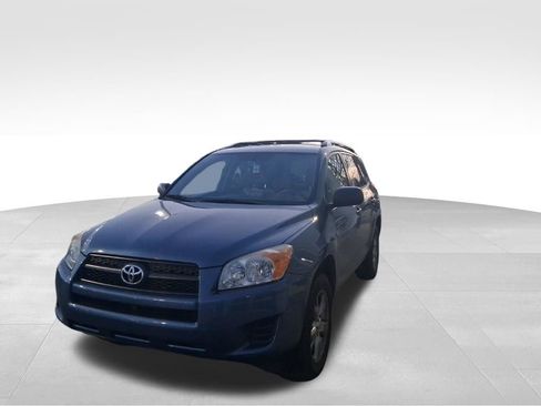 Used 2011 Toyota RAV4 4WD w/ Upgrade Value Pkg image 3
