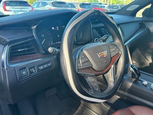 Certified 2023 Cadillac XT5 Premium Luxury w/ Technology Package image 13