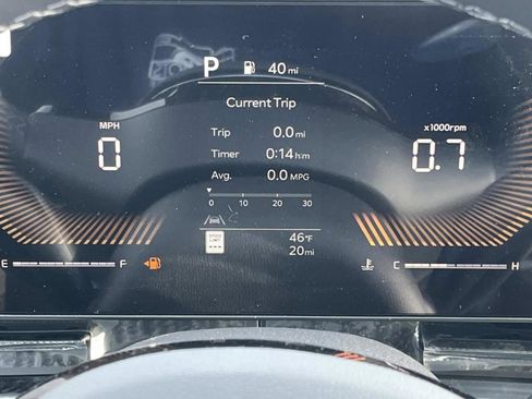 New 2026 Kia Carnival EX FWD image 40