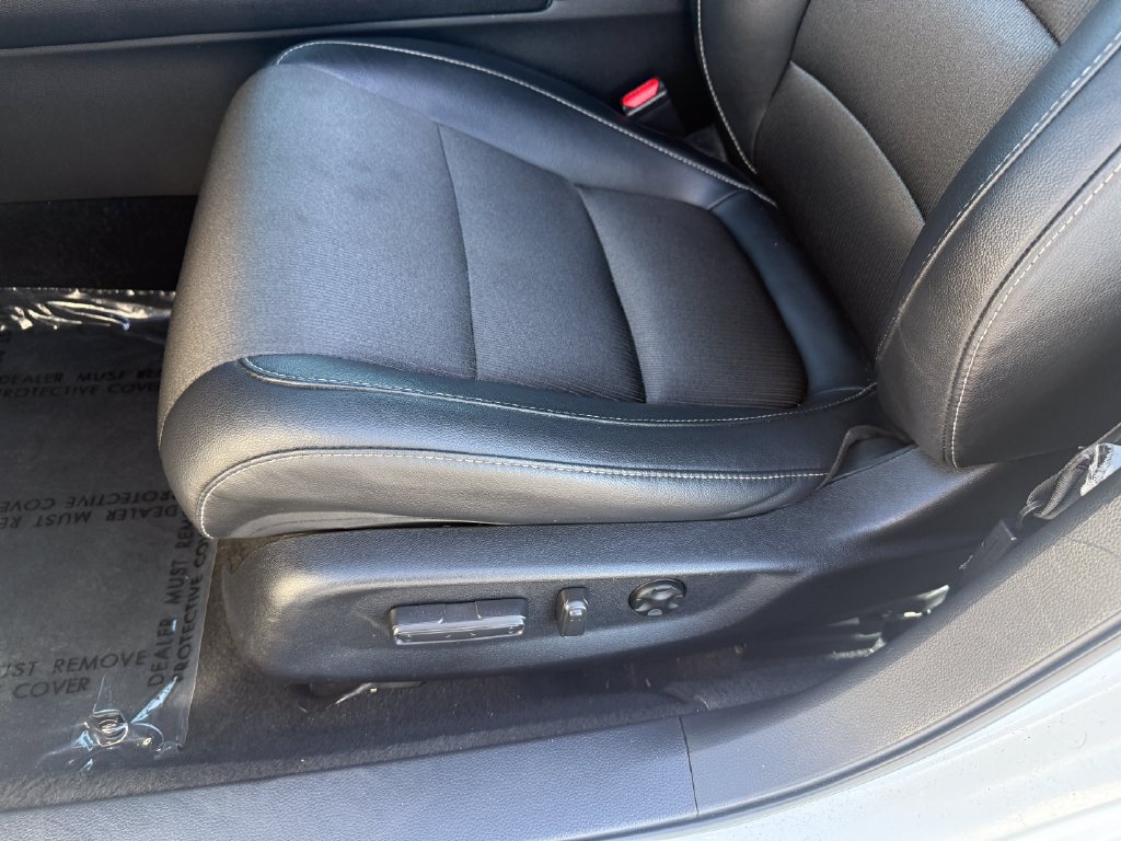 Used 2021 Honda Accord Sport image 11