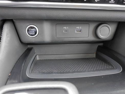 Used 2023 Nissan Rogue SL AWD/4WD image 34